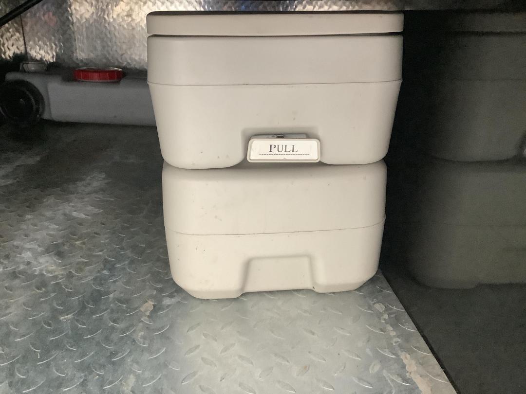 Photo '18' of ROAD CHIEF CAMPING TRAILER Caravan Photo '18' of ROAD CHIEF CAMPING TRAILER Caravan
