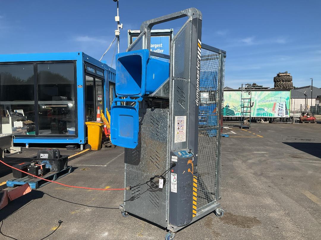 Photo '12' of Simpro Dump Master Other Machine