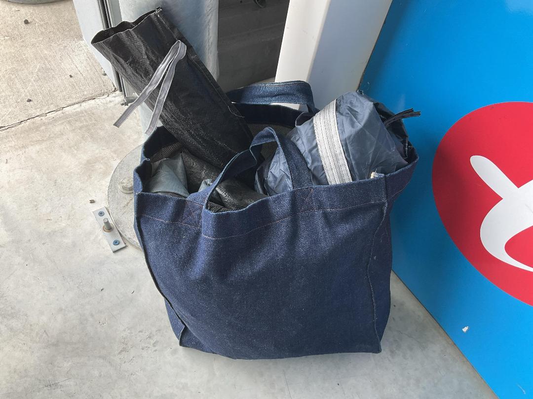 Photo '6' of Anko Tent - 3m x 3m approx Photo '6' of Anko Tent - 3m x 3m approx