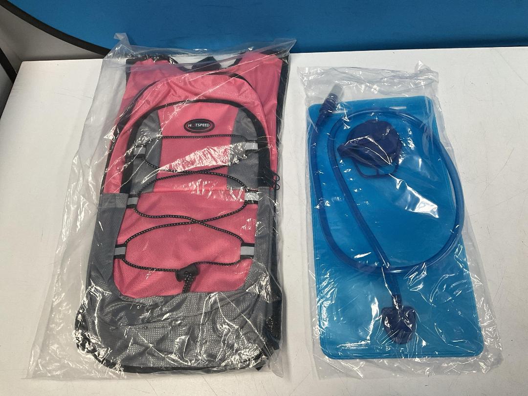 Photo '2' of 3x HotSpeed - Hydration Packs & 3x 2L Bladders - Pink *NEW*