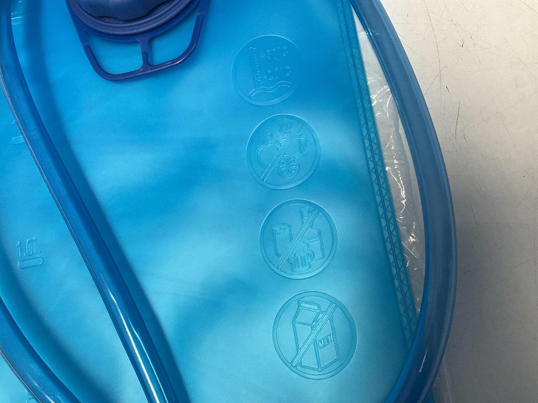 Photo '7' of 3x HotSpeed - Hydration Packs & 3x 2L Bladders - Pink *NEW*