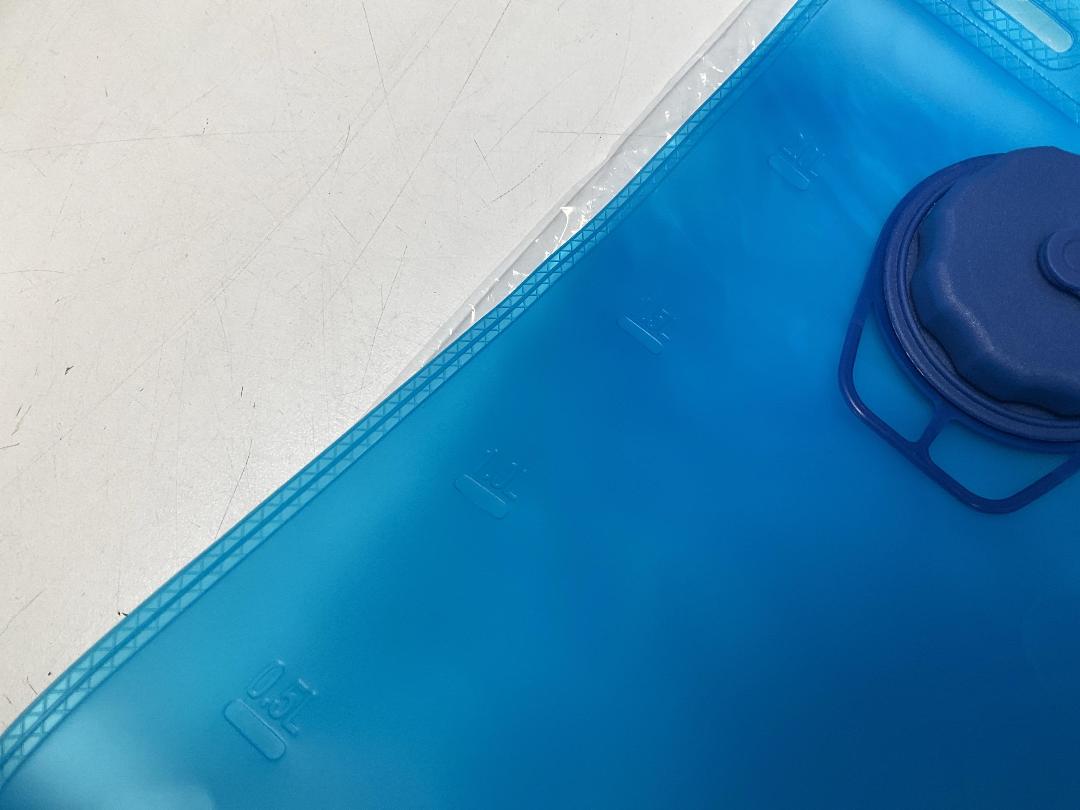 Photo '8' of 3x HotSpeed - Hydration Packs & 3x 2L Bladders - Aqua *NEW*