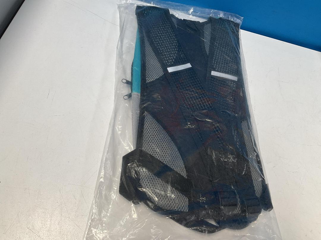 Photo '5' of 3x HotSpeed - Hydration Packs & 3x 2L Bladders - Aqua *NEW*