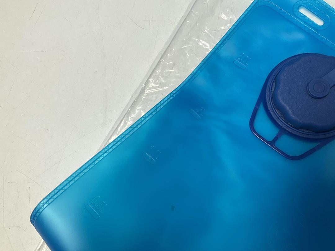 Photo '8' of 3x HotSpeed - Hydration Packs & 3x 2L Bladders - Pink *NEW* Photo '8' of 3x HotSpeed - Hydration Packs & 3x 2L Bladders - Pink *NEW*