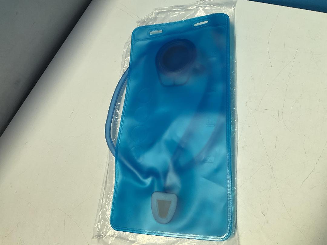 Photo '7' of 5x HotSpeed - Hydration Packs & 5x 2L Bladders - Black/Grey *NEW*