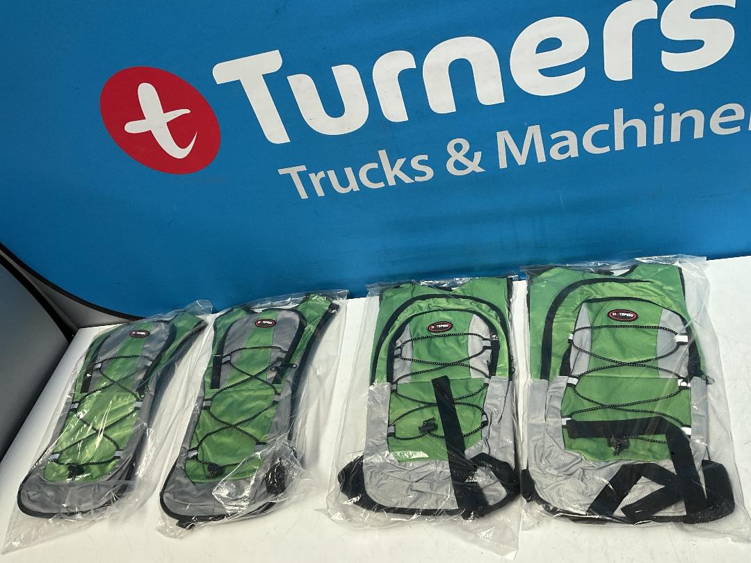 Photo '8' of 4x HotSpeed - Hydration Packs & 4x 2L Bladders - Green *NEW*