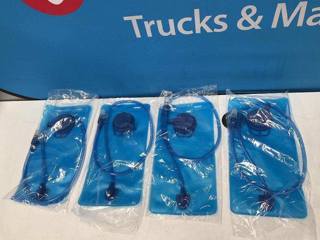 Photo '9' of 4x HotSpeed - Hydration Packs & 4x 2L Bladders - Green *NEW*