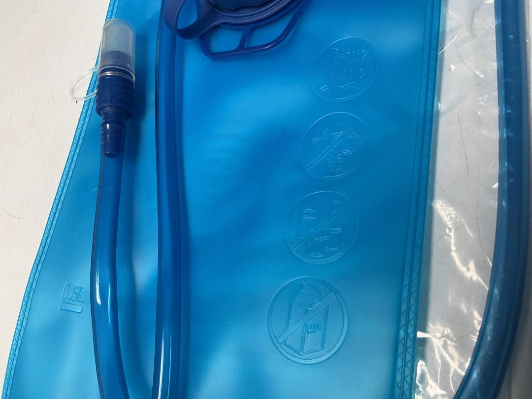 Photo '5' of 5x HotSpeed - Hydration Packs & 5x 2L Bladders - Green *NEW*