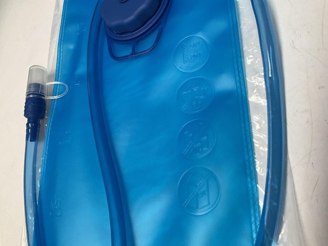 Photo '5' of 5x Blue Coloured Day Packs or Similar & 5x 2L Bladders - *NEW*