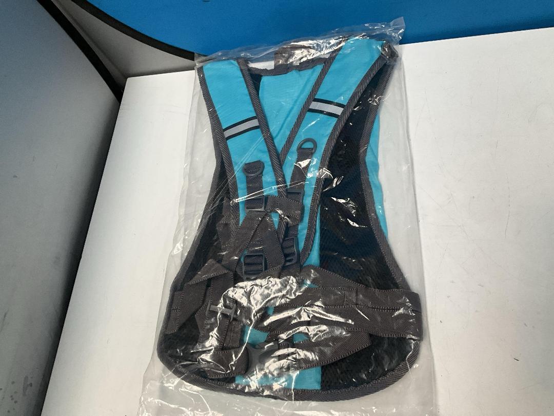 Photo '3' of 5x Blue Coloured Day Packs or Similar & 5x 2L Bladders - *NEW*