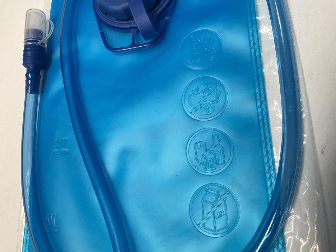 Photo '5' of 5x Blue Coloured Day Packs or Similar & 5x 2L Bladders - *NEW*