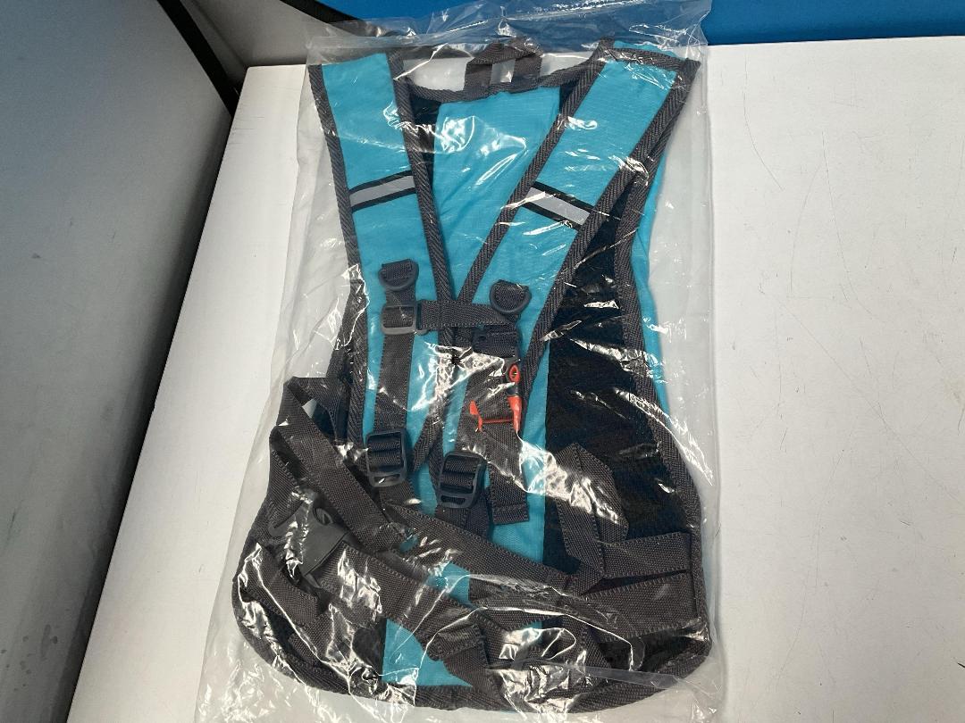 Photo '3' of 5x Blue Coloured Day Packs or Similar & 5x 2L Bladders - *NEW*
