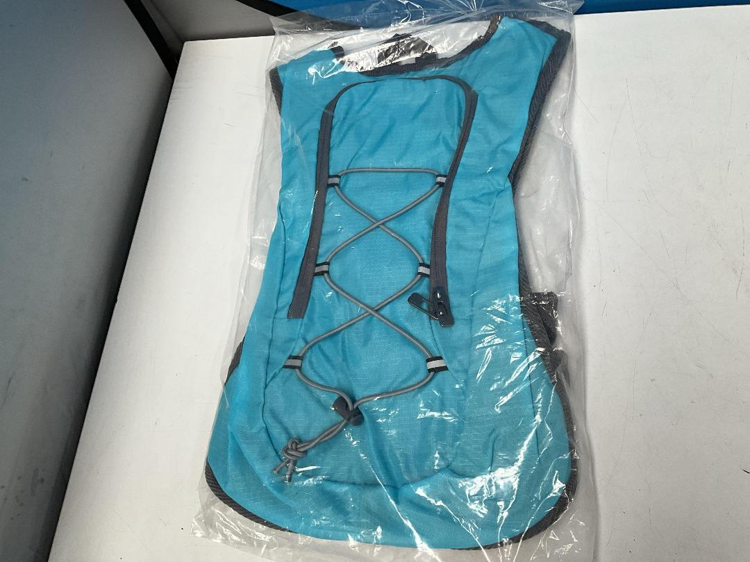 Photo '2' of 5x Blue Coloured Day Packs or Similar & 5x 2L Bladders - *NEW*