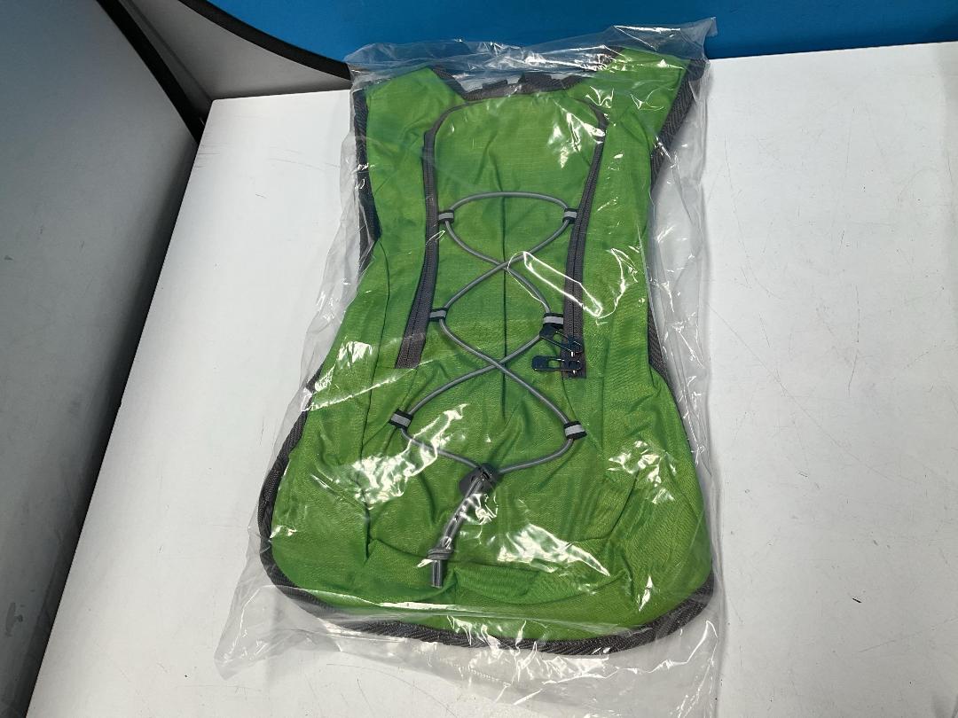 Photo '2' of 5x Green Coloured Day Packs or Similar & 5x 2L Bladders - *NEW*