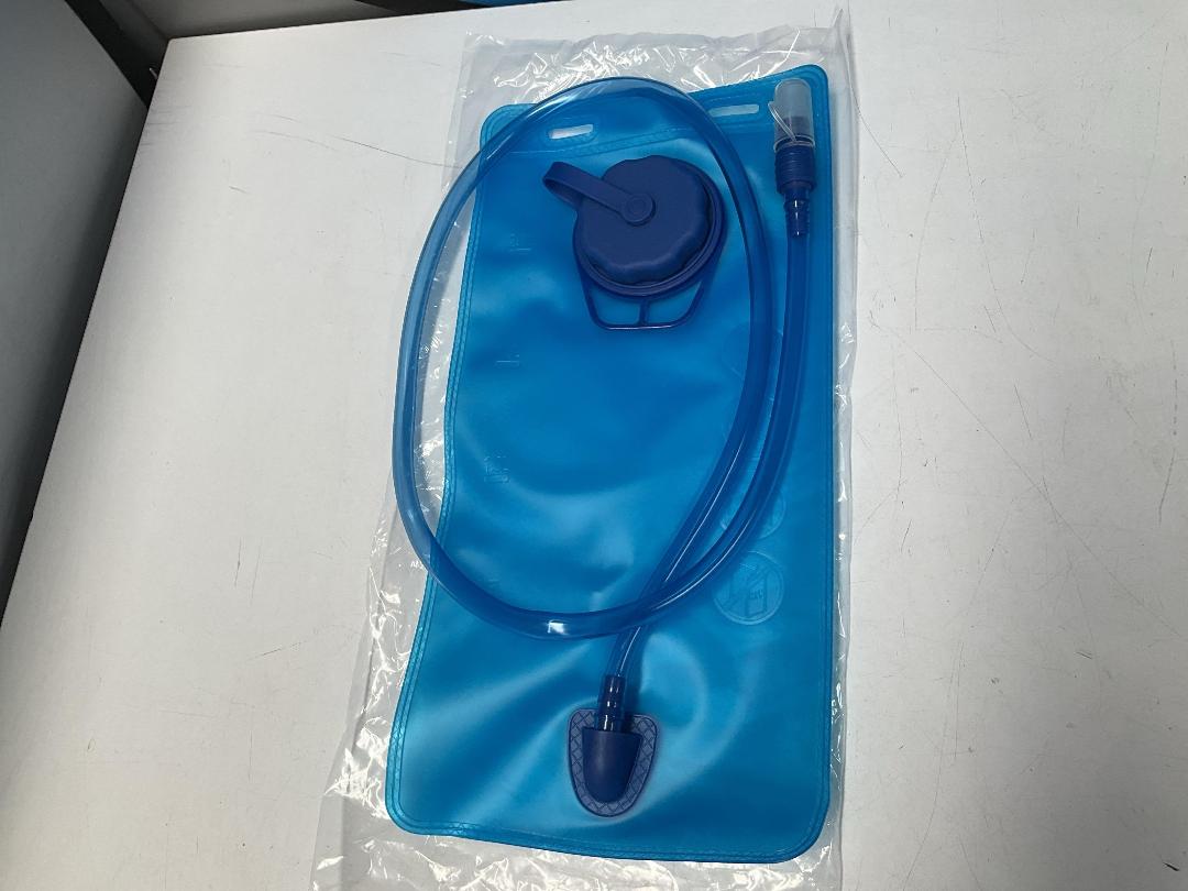 Photo '4' of 5x Green Coloured Day Packs or Similar & 5x 2L Bladders - *NEW*