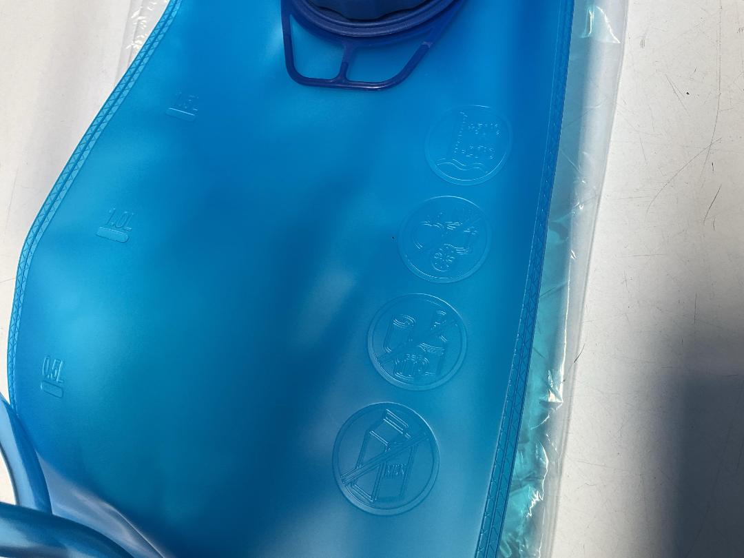 Photo '5' of 5x Green Coloured Day Packs or Similar & 5x 2L Bladders - *NEW*