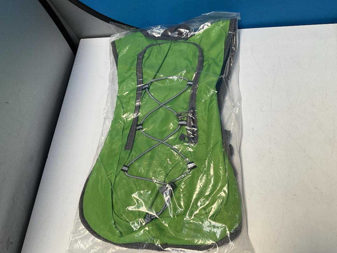 Photo '2' of 5x Green Coloured Day Packs or Similar & 5x 2L Bladders - *NEW*
