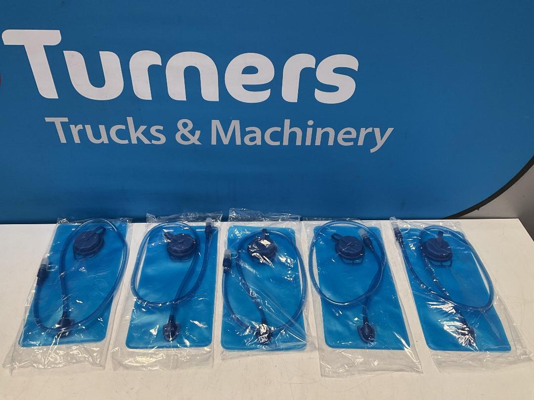 Photo '9' of 5x Green Coloured Day Packs or Similar & 5x 2L Bladders - *NEW*