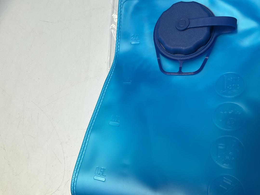 Photo '6' of 5x Pink Coloured Day Packs or Similar & 5x 2L Bladders - *NEW*