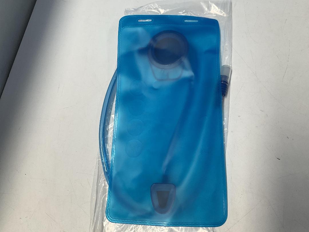 Photo '7' of 5x Pink Coloured Day Packs or Similar & 5x 2L Bladders - *NEW*