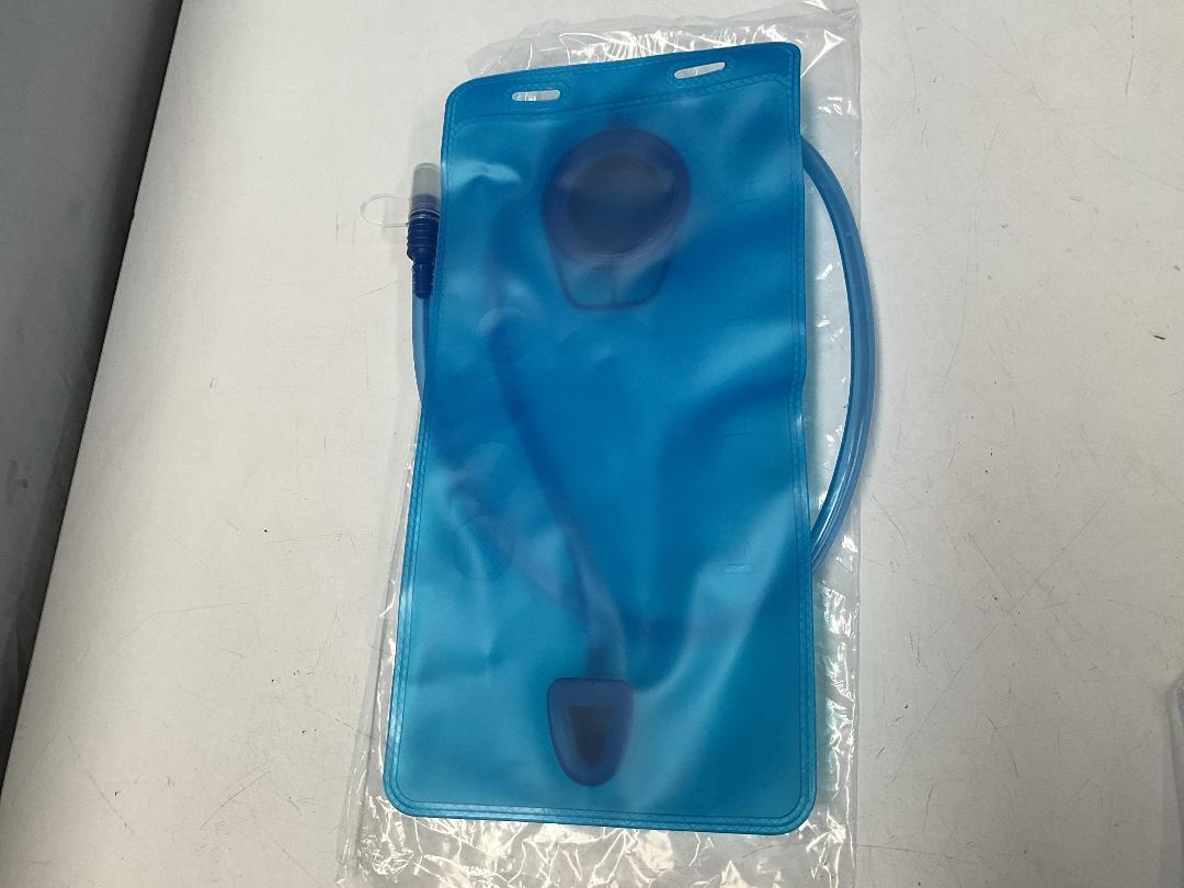 Photo '7' of 5x Pink Coloured Day Packs or Similar & 5x 2L Bladders - *NEW*