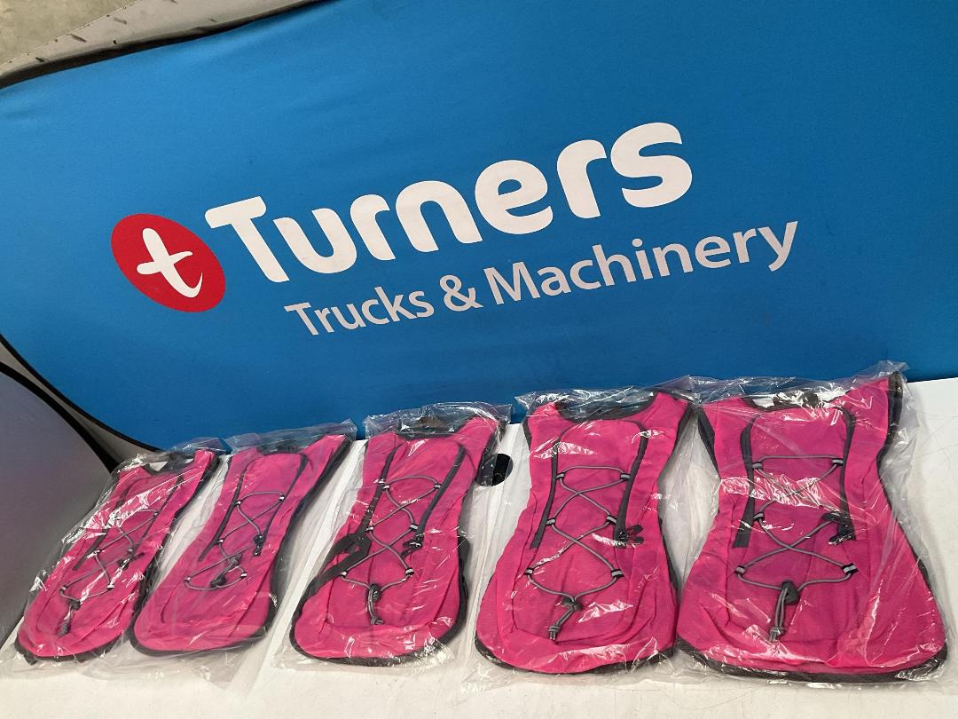 Photo '8' of 5x Pink Coloured Day Packs or Similar & 5x 2L Bladders - *NEW*