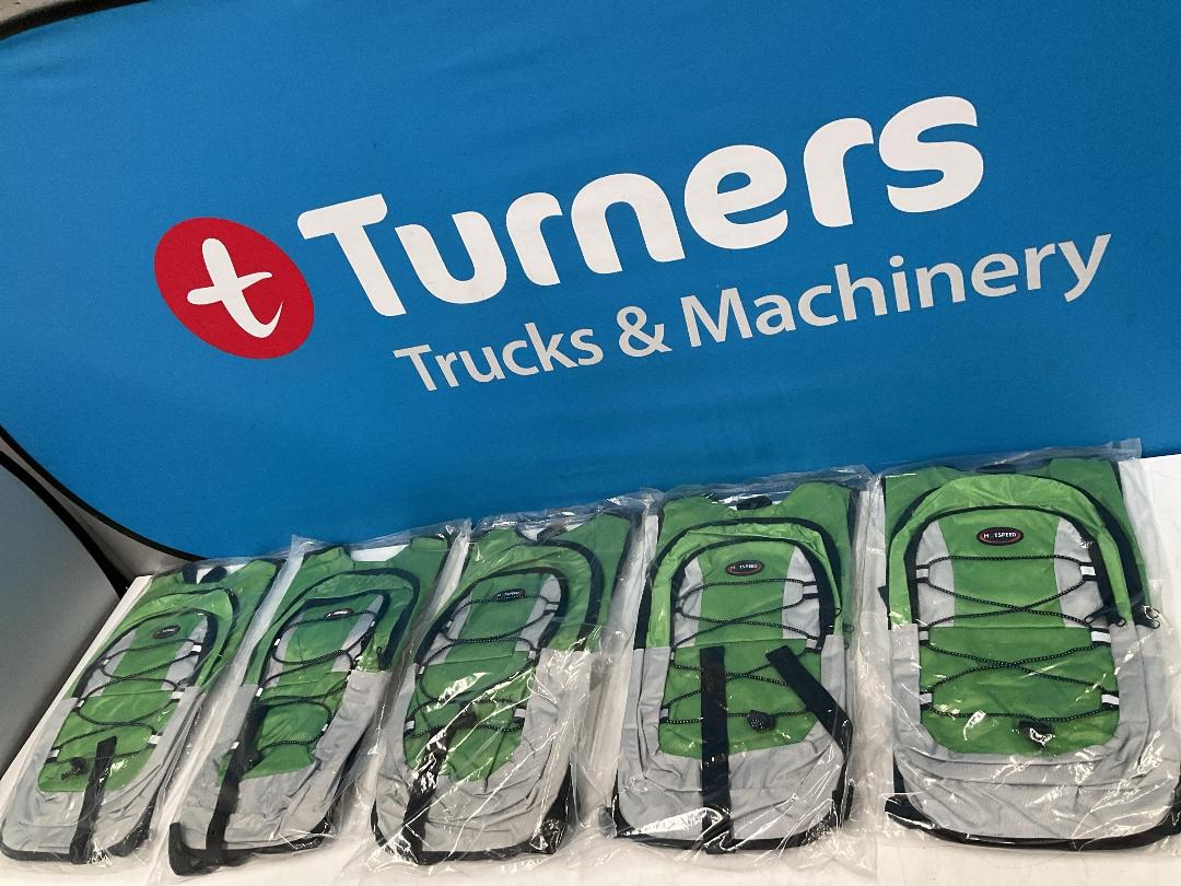 Photo '8' of 5x HotSpeed - Hydration Packs & 5x 2L Bladders - Green *NEW*