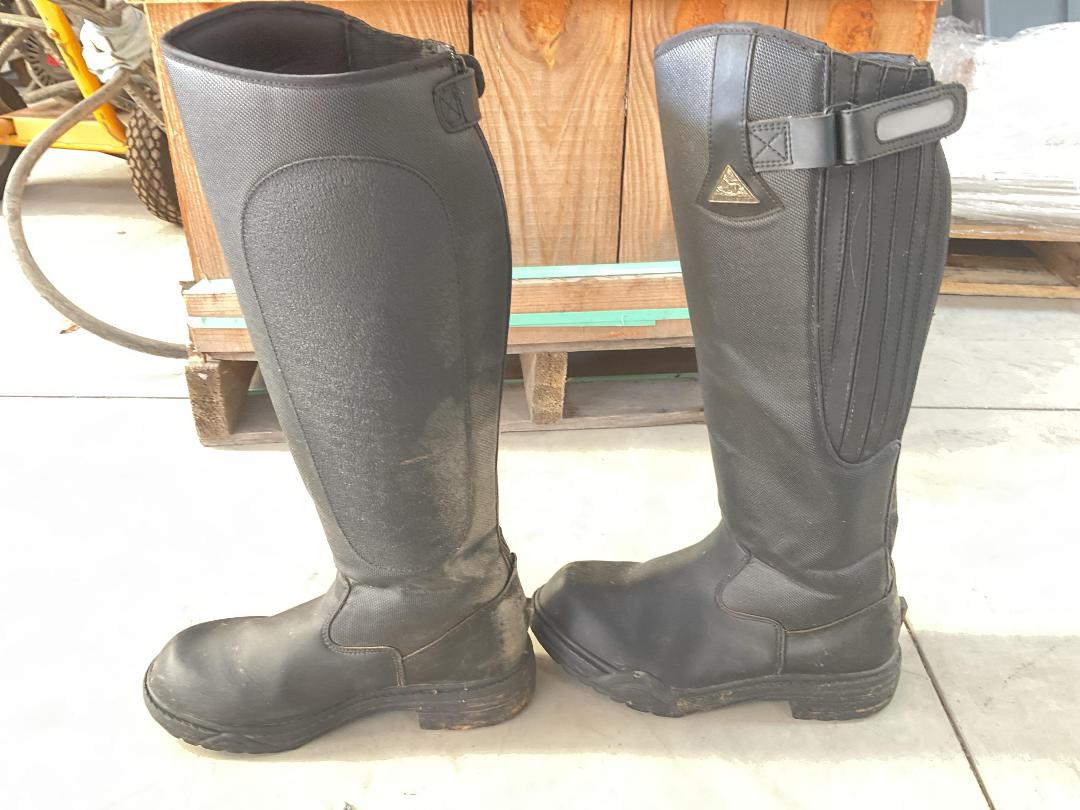 Photo '2' of Vintage Mountain Horse ThermoLite Riding Boots - UK 6.5