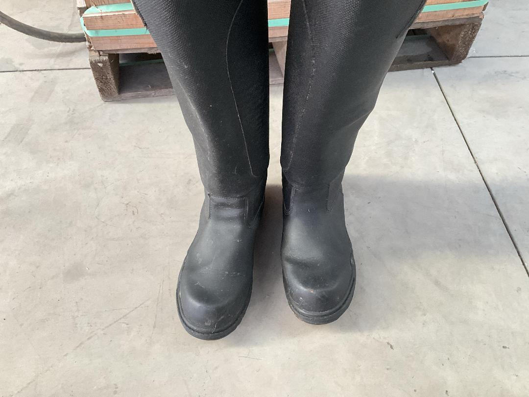 Photo '4' of Vintage Mountain Horse ThermoLite Riding Boots - UK 6.5