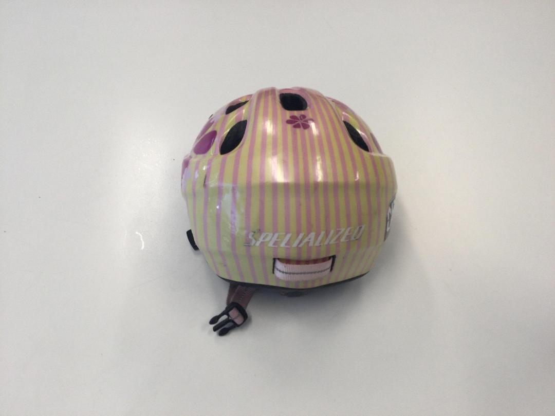 Photo '2' of Kids Spelialized Helmet Photo '2' of Kids Spelialized Helmet