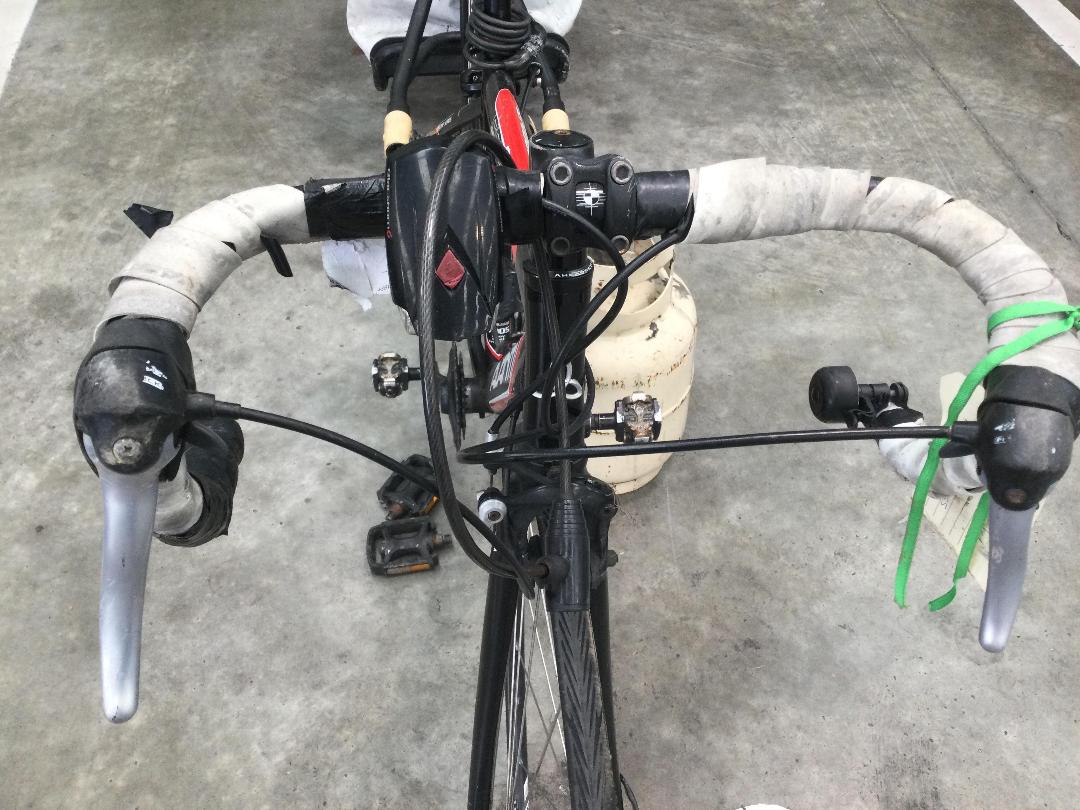 Photo '11' of Avanti Bicycle with attached Trailer