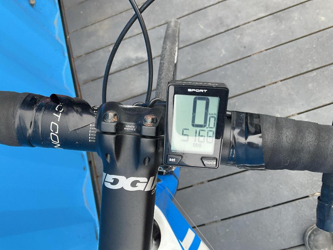 Photo '3' of Giant Defy Road Bike Photo '3' of Giant Defy Road Bike