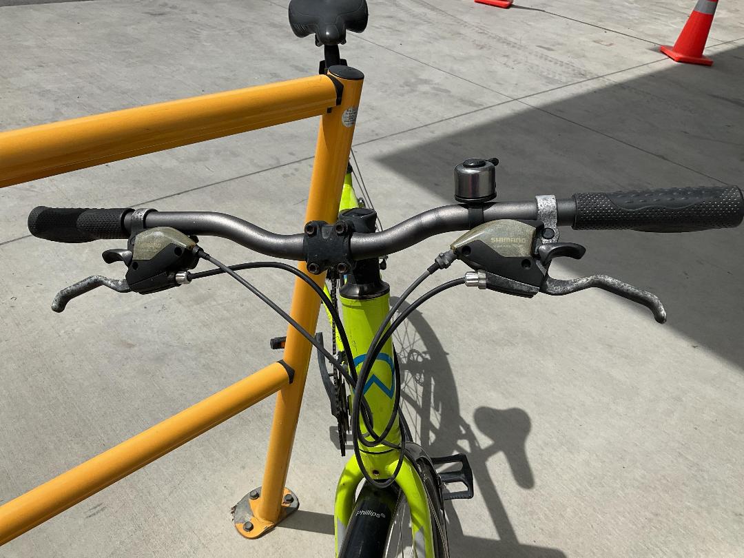 Photo '15' of Apollo Trace Lemon/Lime Coloured Bike Photo '15' of Apollo Trace Lemon/Lime Coloured Bike