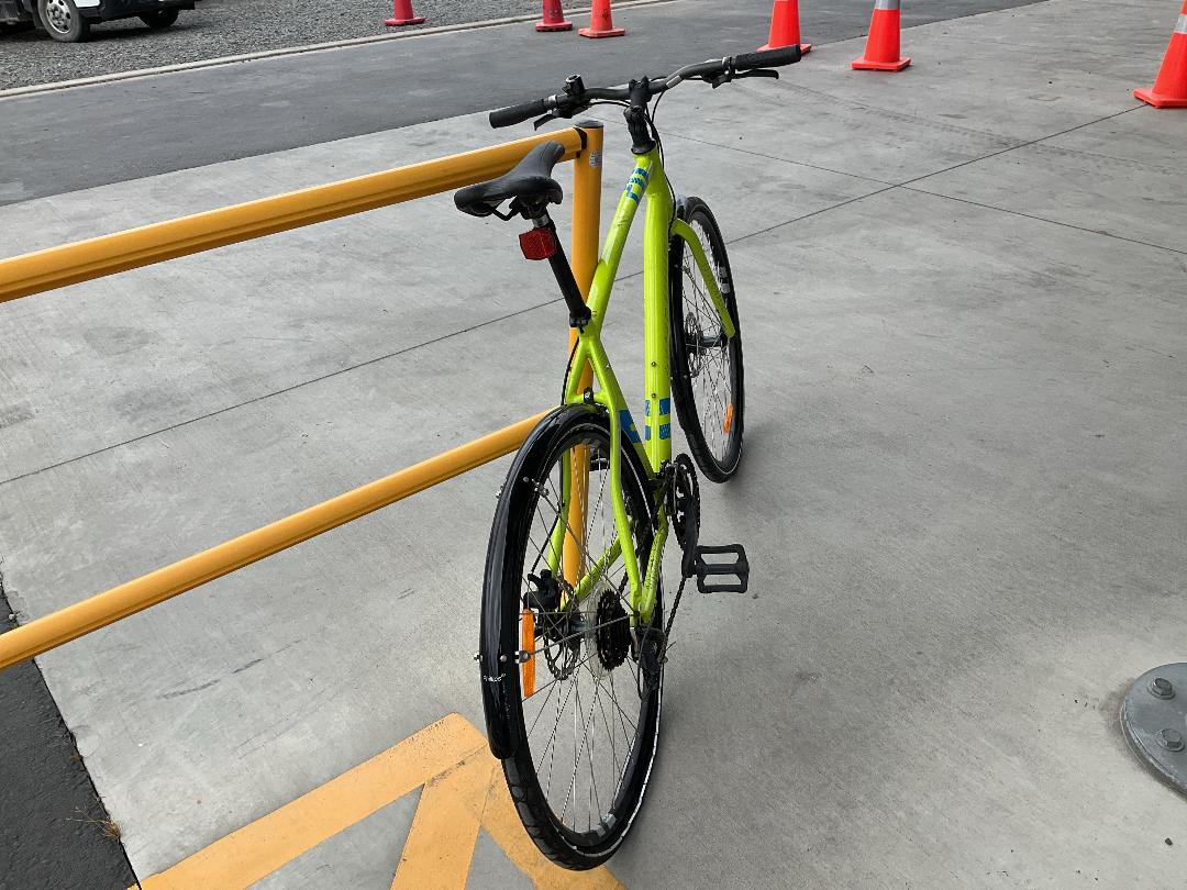 Photo '21' of Apollo Trace Lemon/Lime Coloured Bike Photo '21' of Apollo Trace Lemon/Lime Coloured Bike