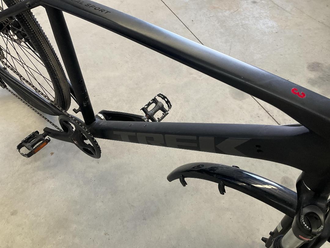 Photo '9' of TREK - Dual Sport 3 Bicycle