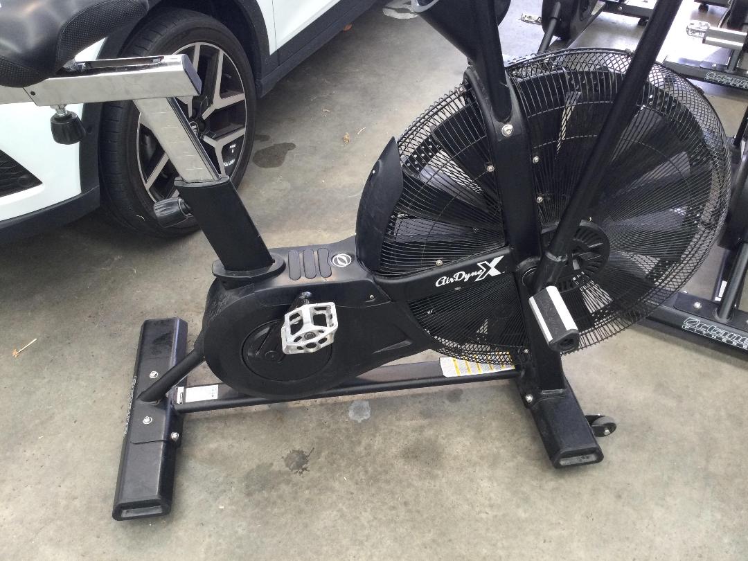 Photo '7' of Octane fitness assault bike