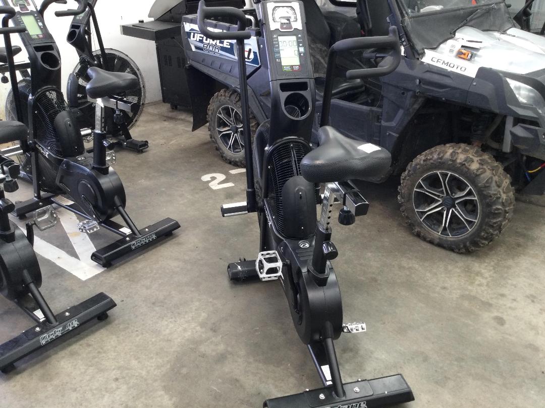 Photo '2' of Octane fitness assault bike