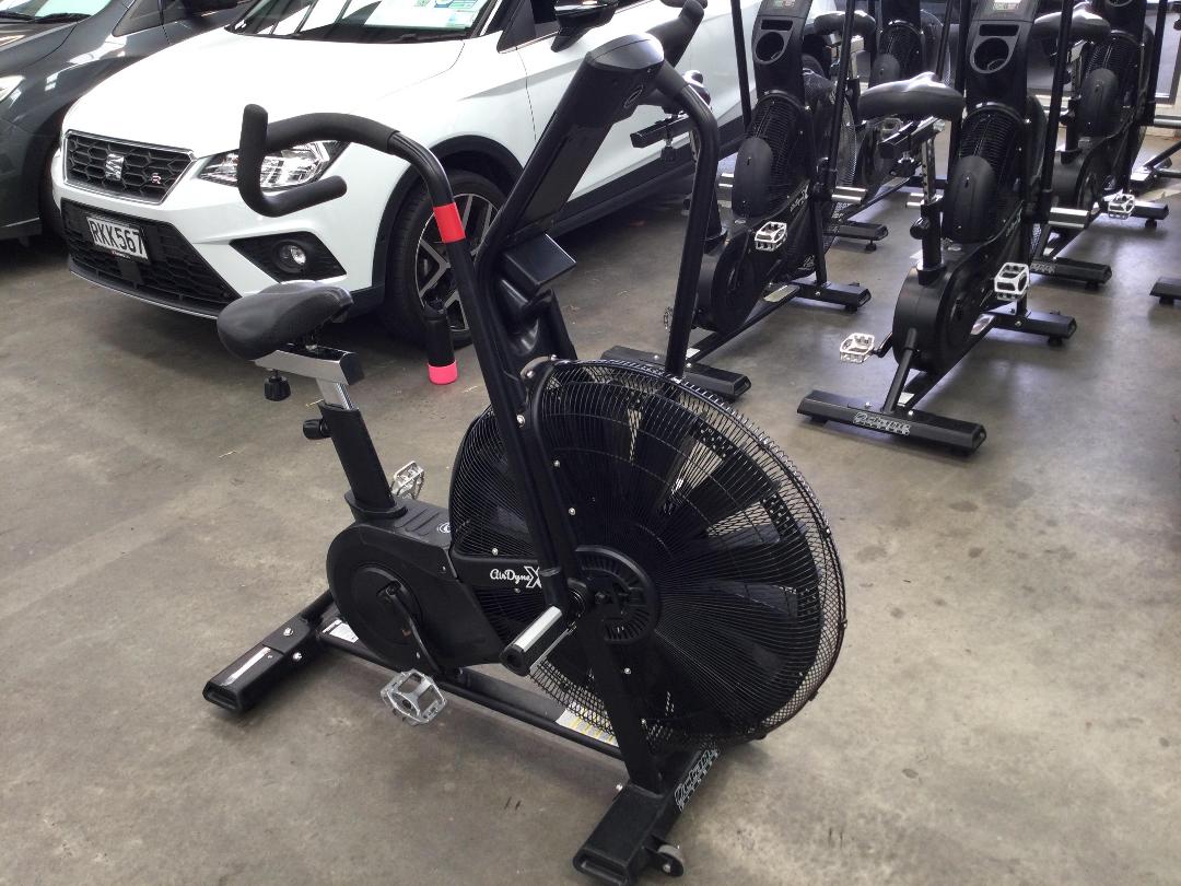 Photo '2' of Octane fitness assault bike Photo '2' of Octane fitness assault bike