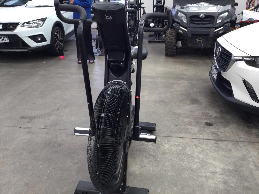 Photo '5' of Octane fitness assault bike Photo '5' of Octane fitness assault bike