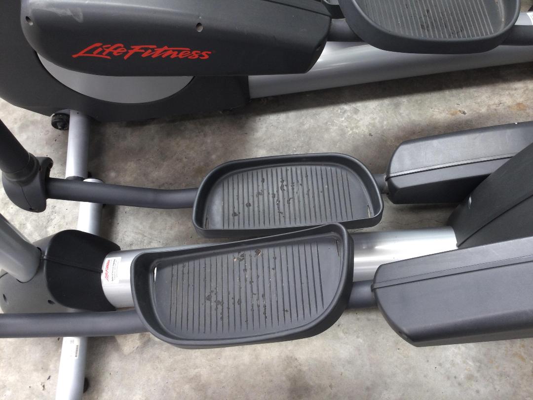 Photo '4' of Life Fitness Cross Trainer