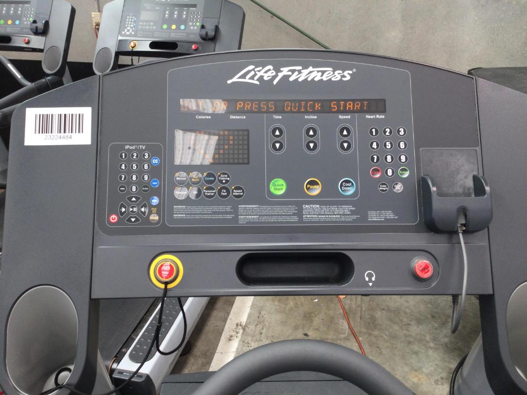 Great Deal On Life Fitness Treadmill Exercise Machine 23224484