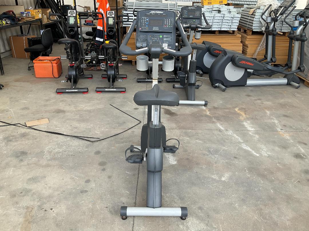 Photo '2' of Life Fitness CLCS Exercise Bike