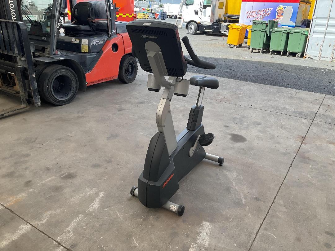 Photo '4' of Life Fitness CLCS Exercise Bike