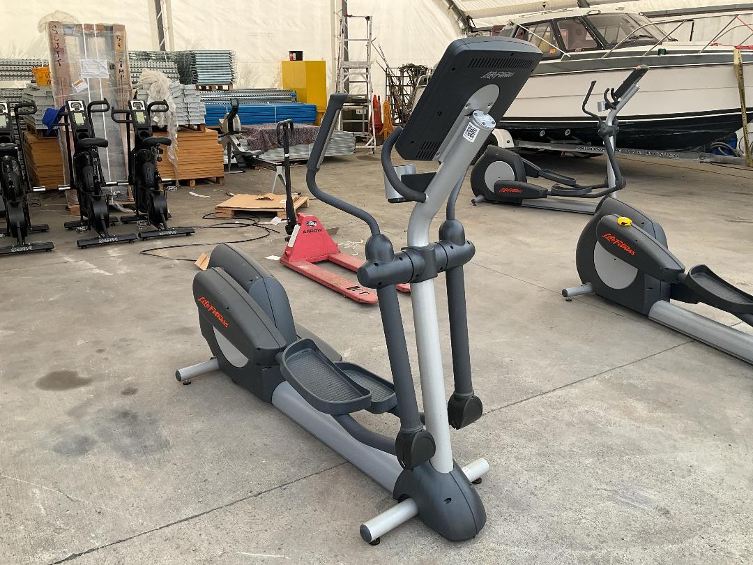 Photo '3' of Life Fitness CLSX Cross-trainer