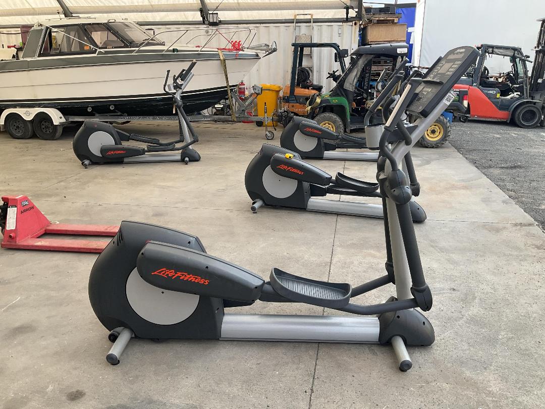 Photo '4' of Life Fitness CLSX Cross-trainer