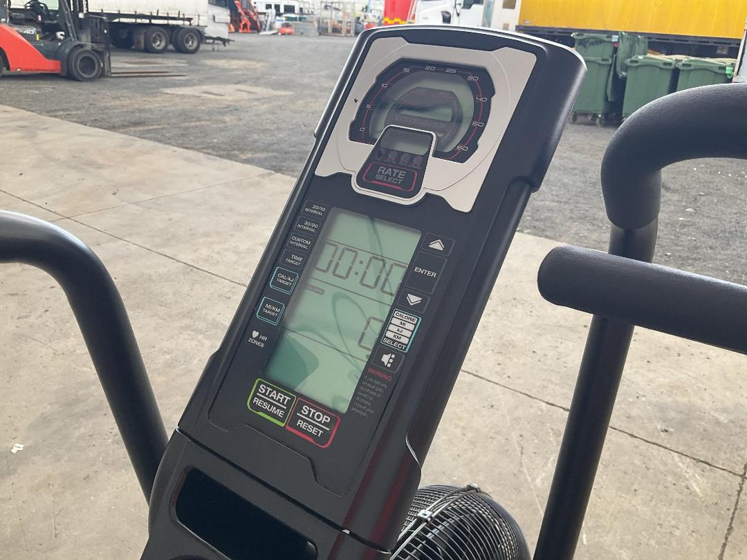 Photo '10' of Octane Fitness Assault Excercise Bike Photo '10' of Octane Fitness Assault Excercise Bike