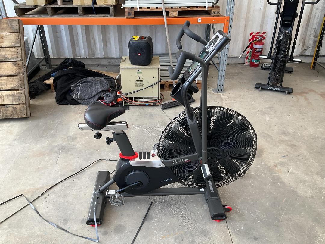 Photo '4' of Schwinn Airdyne AD8 Exercycle Photo '4' of Schwinn Airdyne AD8 Exercycle