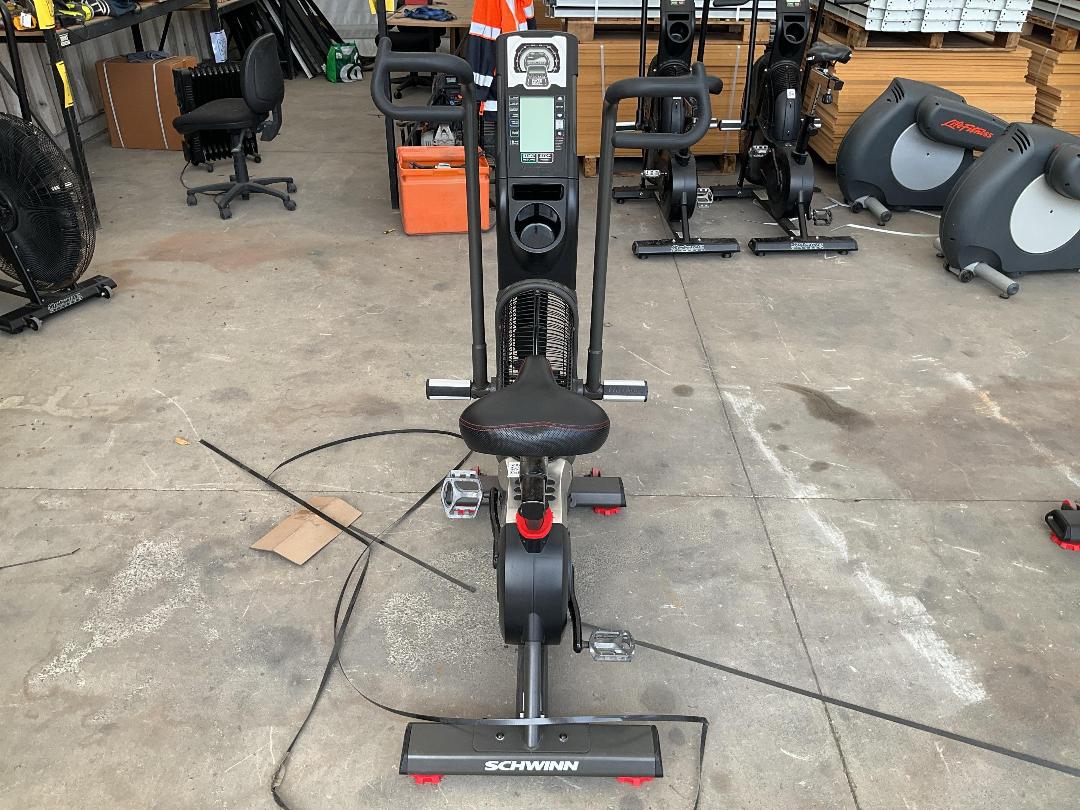 Photo '2' of Schwinn Airdyne AD8 Exercycle Photo '2' of Schwinn Airdyne AD8 Exercycle