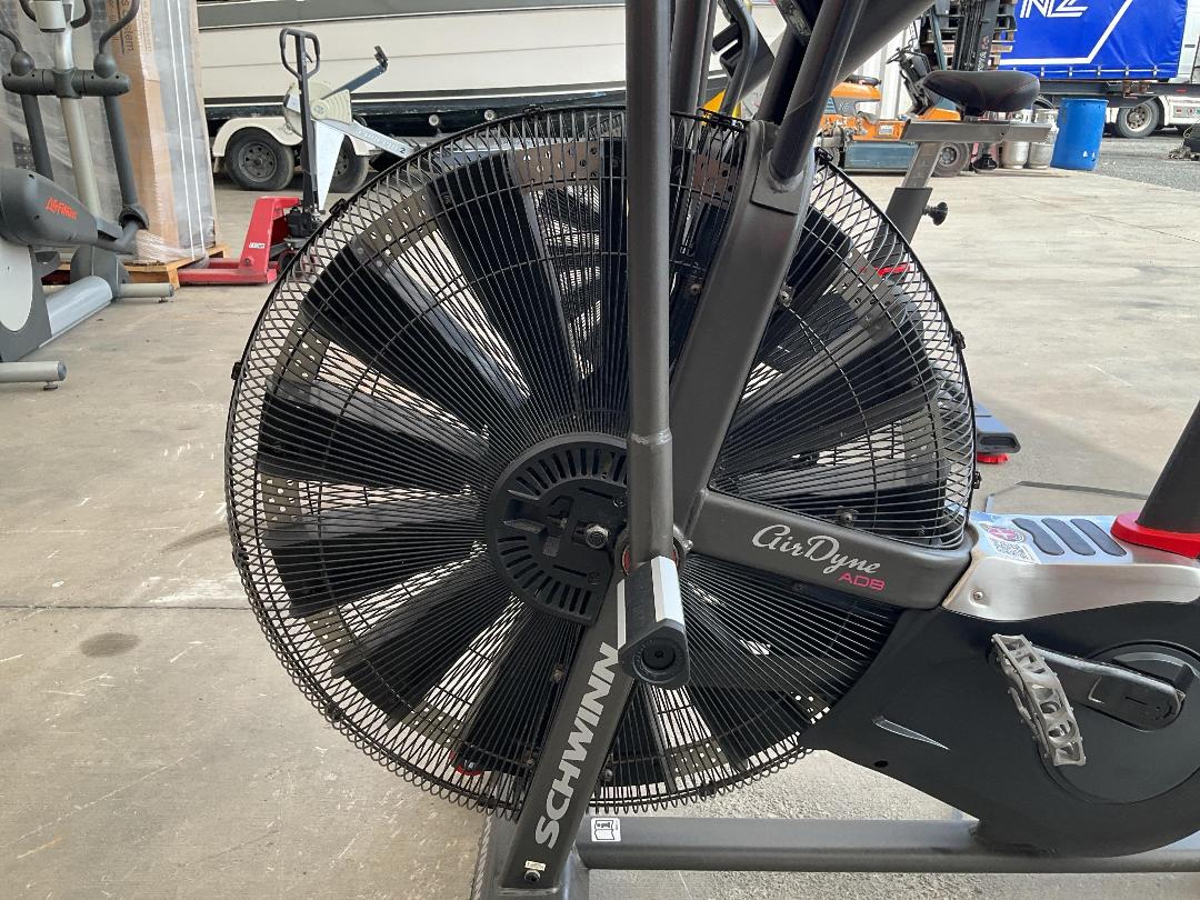 Photo '10' of Schwinn Airdyne AD8 Exercycle Photo '10' of Schwinn Airdyne AD8 Exercycle