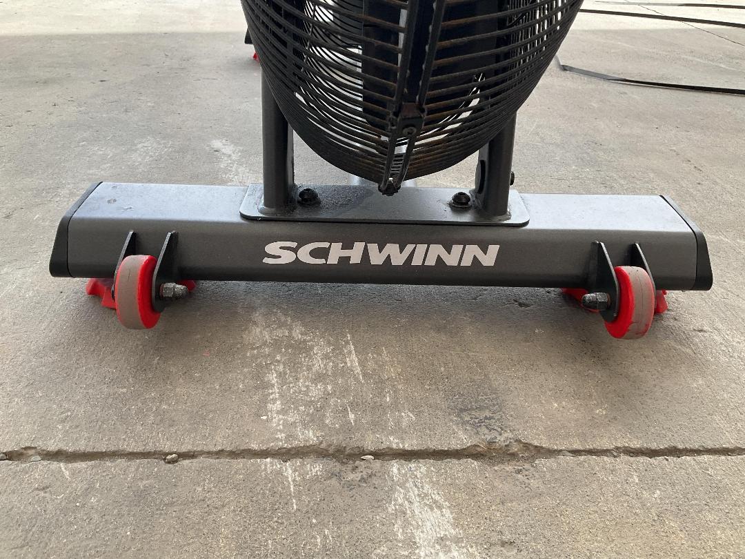 Photo '13' of Schwinn Airdyne AD8 Exercycle Photo '13' of Schwinn Airdyne AD8 Exercycle